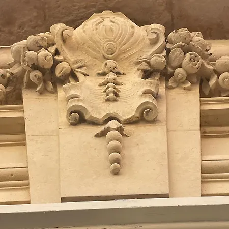 Iconic Ortigia - 4 Min To Duomo Apartment
