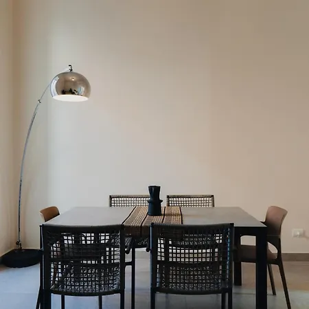 Iconic Ortigia - Caraccess Primelocation Diningguide * Syracuse